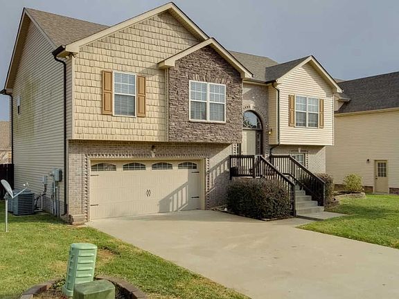 2nd image of 1260 Chinook Cir