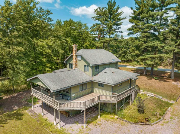 W1541 Rainbow Ln, Wisconsin Dells, WI 53965
