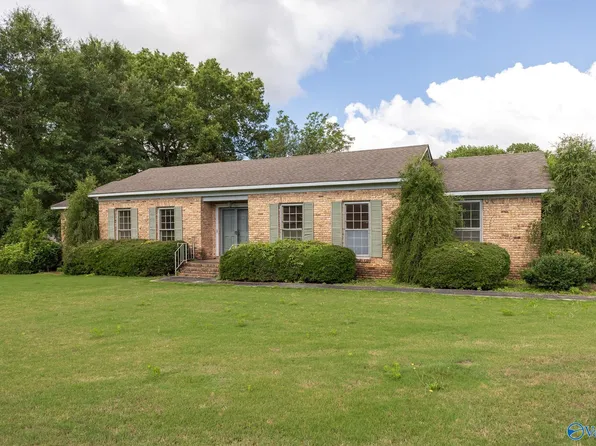 113 Will St, Moulton, AL 35650