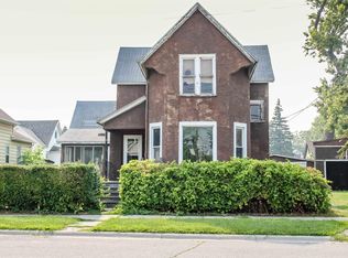 443 11th St, Port Huron, MI 48060