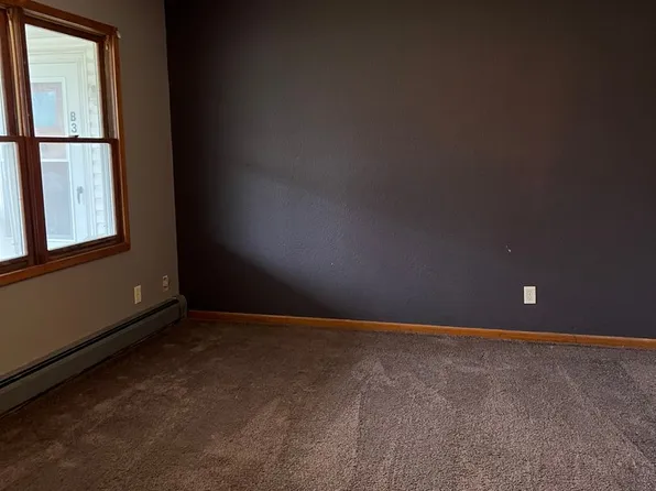 306 S 2nd St #B2, Pulaski, IA 52584