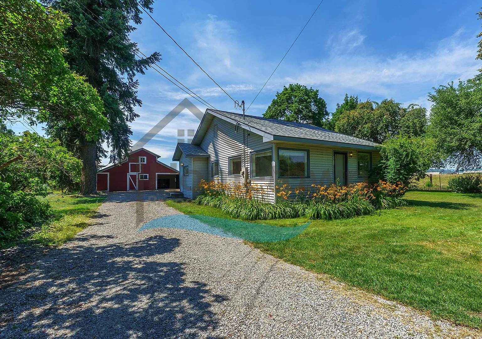 2 Bedroom 1 Bathroom Home on Nearly 2 Acres Available in Hayden! — Photo 2