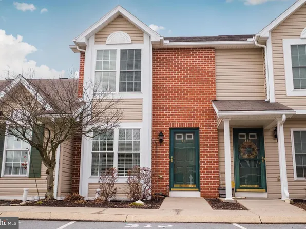 312 Pebble Ln, Bellefonte, PA 16823