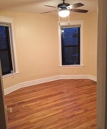 5th image of 919 W Margate Ter APT 3E