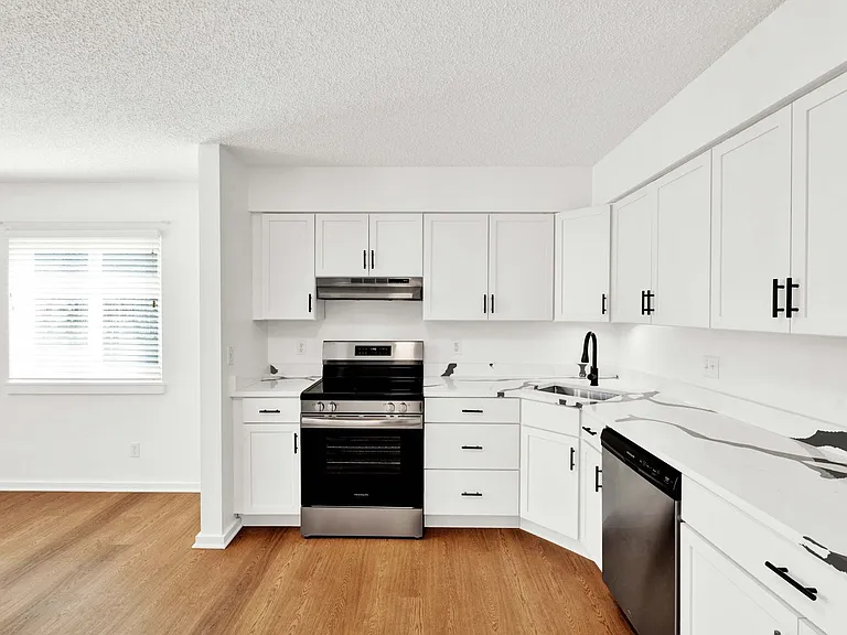 One11 Residences - Monroe — Photo 15