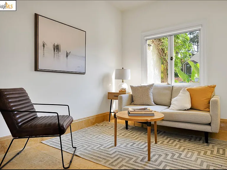 1 Hillwood Pl — Photo 13