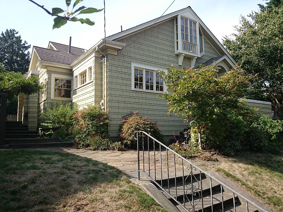 2nd image of 1509 18th Ave E