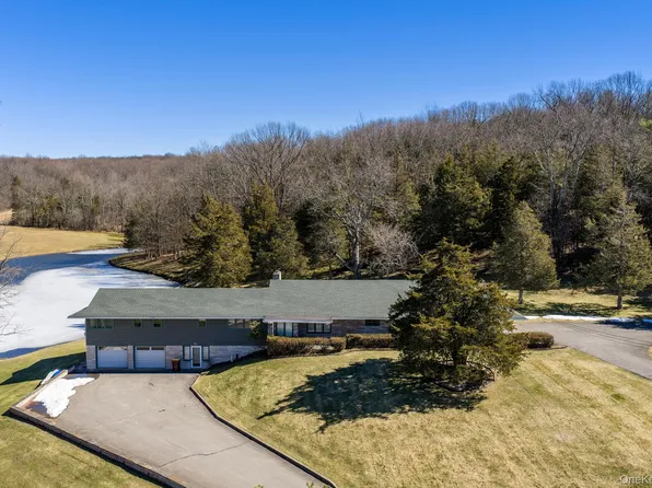 736 State Route 94 N, Warwick, NY 10990