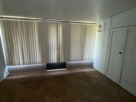 4th image of 250 Terrace Hill Blvd
