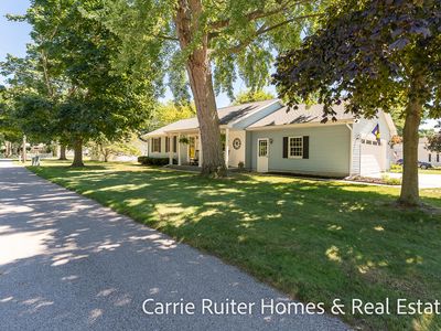 17232 W Spring Lake Rd, Spring Lake, MI, 49456