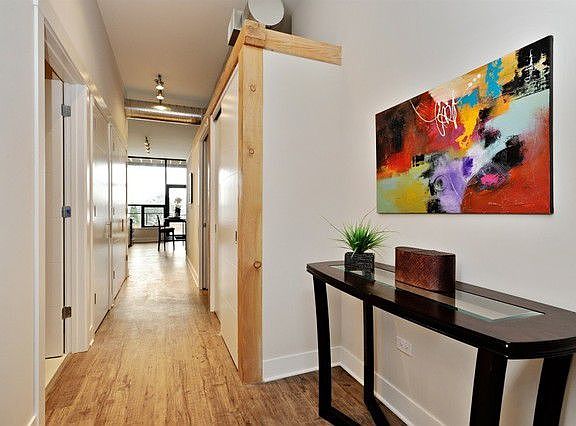 2nd image of 4234 N Western Ave APT 4F