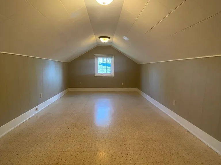 1303 S Garfield St — Photo 19