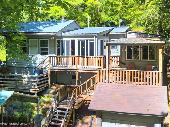 16 Limestone Dr, Franklin, NC 28734