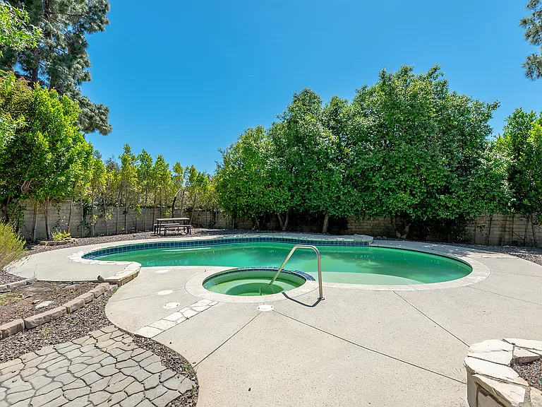 376 Quiet Ct — Photo 19