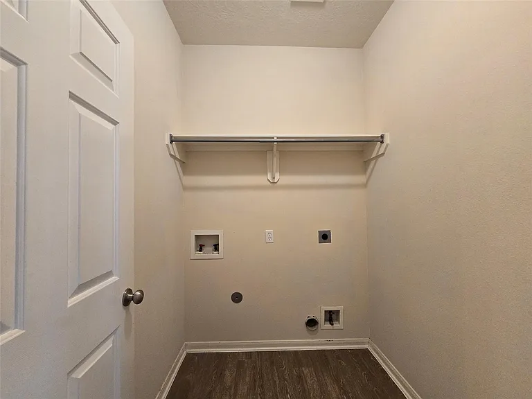 802 Marksey Ct — Photo 27