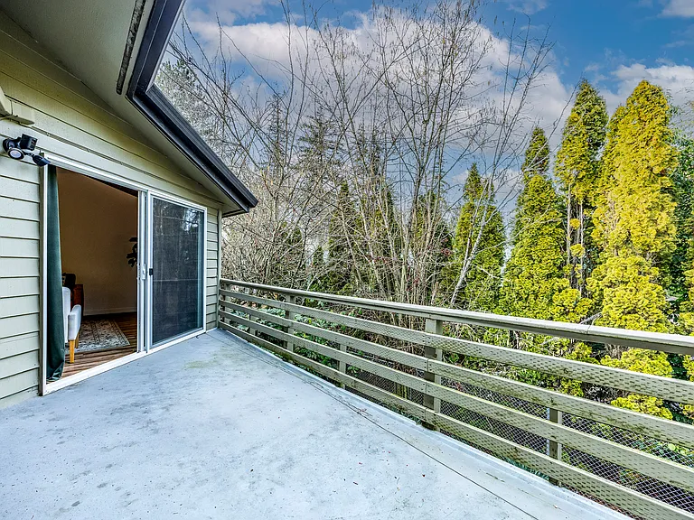 305 Country Club Rd — Photo 42