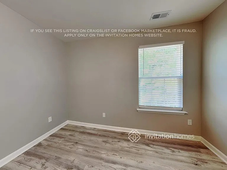 3920 Laurel Glen Dr — Photo 15