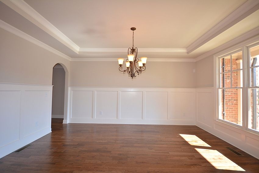 Elegant Formal Dining Room w