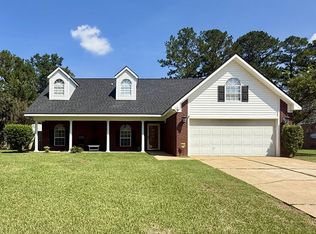113 Belton Dr, Dothan, AL 36305