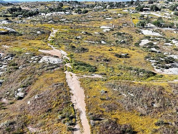 3rd image of 22169 Rocky Hills Rd