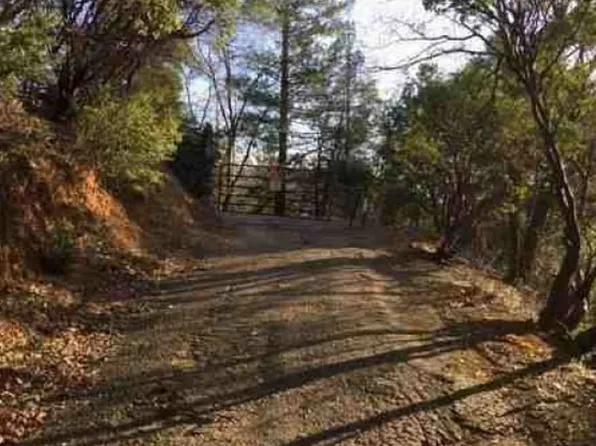 20773 Rockledge Rd, Lakehead, CA 96051