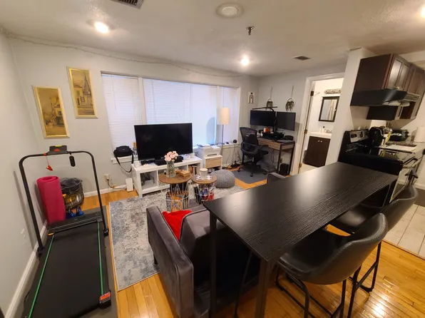 1429 Commonwealth Ave #1, Brighton, MA 02135