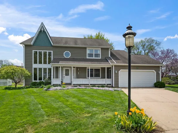 59 Sylvan Ct, Elk Grove Village, IL 60007