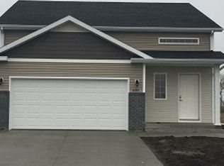 6084 61st Ave S, Fargo, ND 58104