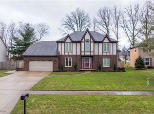 20609 Wildwood Ln, Strongsville, OH