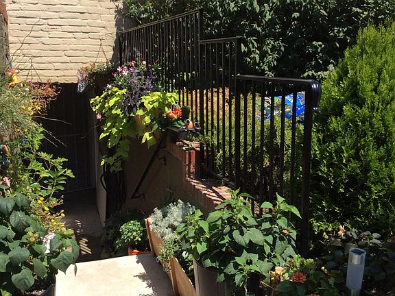 Private Entrance
