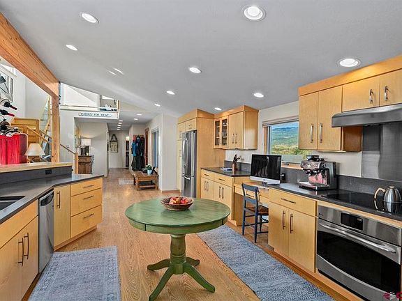 3rd image of 515 Hawk Drive