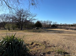 1 Pine St, Caddo, OK 74729