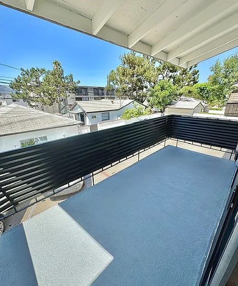 238 W Elm Ave #C — Photo 5