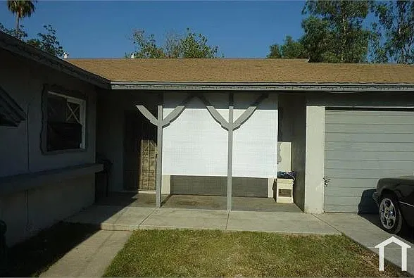 3 bed, 1050 sqft, $2,800 — Photo 1