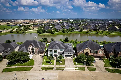28219 Enchanted Shores Ln Photo 1