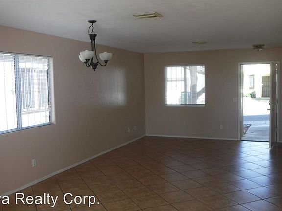 4th image of 7018 S Placita Montesol