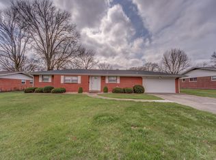 429 Sheraton Dr, Belleville, IL