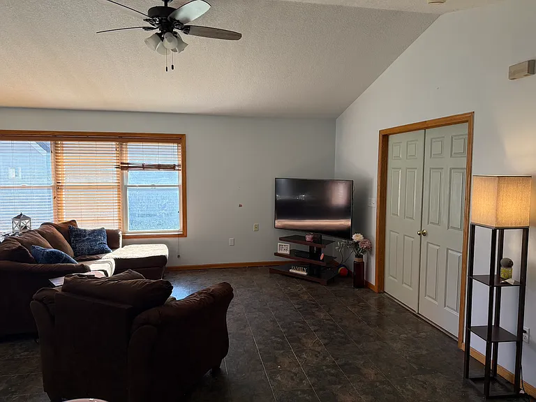 2245 Namekagon St — Photo 7