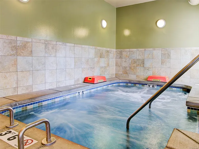 13800 E Marina Dr — Photo 11