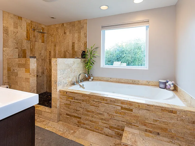 1025 Gauguin Dr — Photo 16