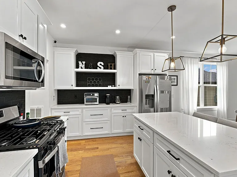 6003B New York Ave — Photo 9