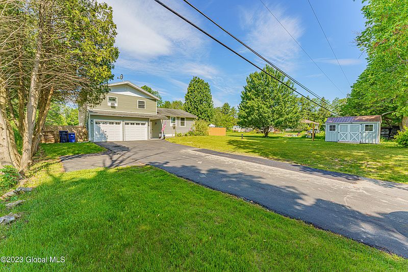 2nd image of 948 Midline Road