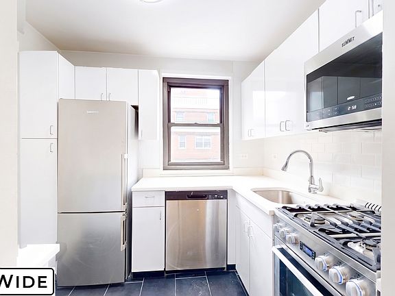 4th image of 96 5th Ave APT 12B