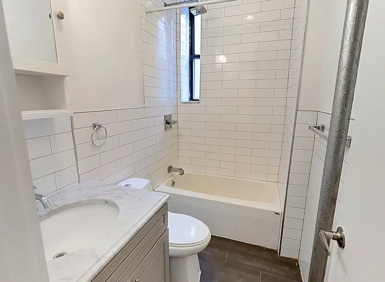 410 Eastern Pkwy #J2 — Photo 7