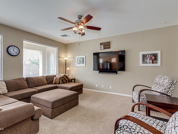 4th image of 4047 E Linda Ln