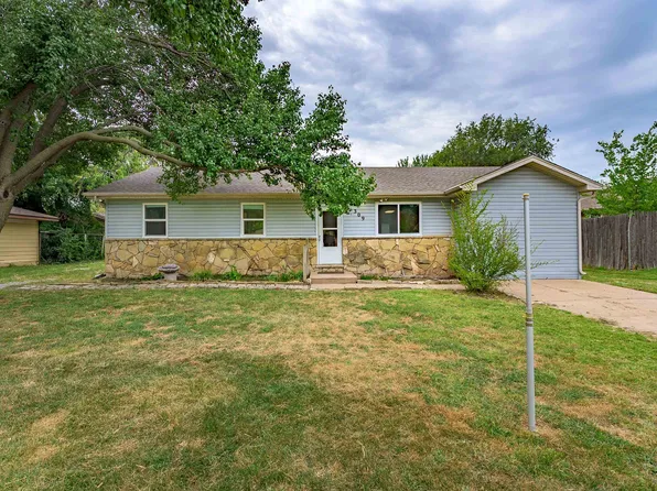 309 N Seymour St, Udall, KS 67146