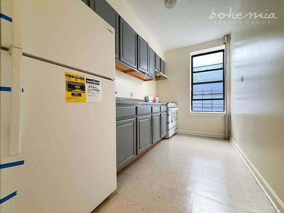 2nd image of 1695 Topping Ave APT 2E