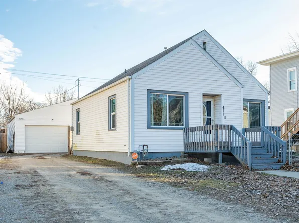 411 N 3rd St, Marshalltown, IA 50158