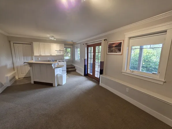 103 Goodman Rd Unit B, Point Roberts, WA 98281
