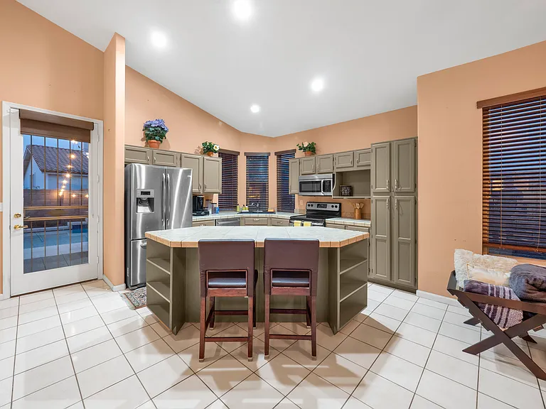 4232 E Rancho Caliente Dr — Photo 15